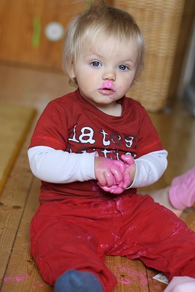 IMG_5756.JPG - Lipgloss ist das. Siehst du das nicht?
