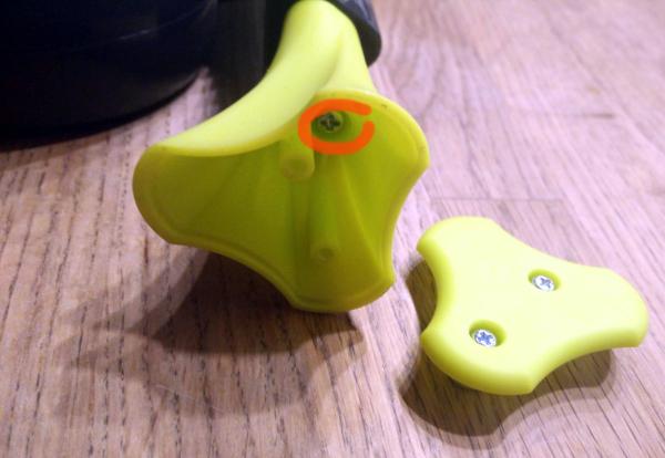 20210206_bopit_versteckte_schraube.jpg
