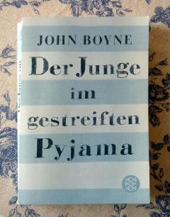 der_junge_mit_dem_gestreiften_pyjama.jpg